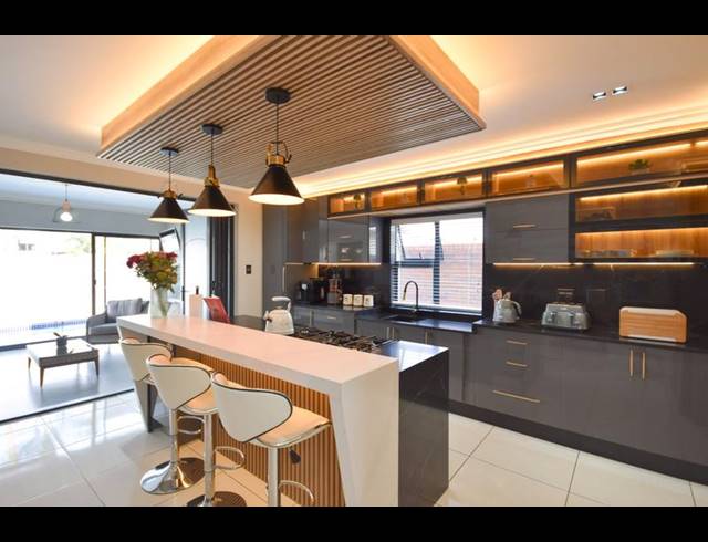 4 BEDROOM HOUSE FOR SALE IN GOLDEN FIELDS ESTATE